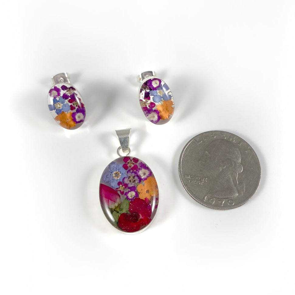 Natural Flowers Resin Pendant & Earring Set