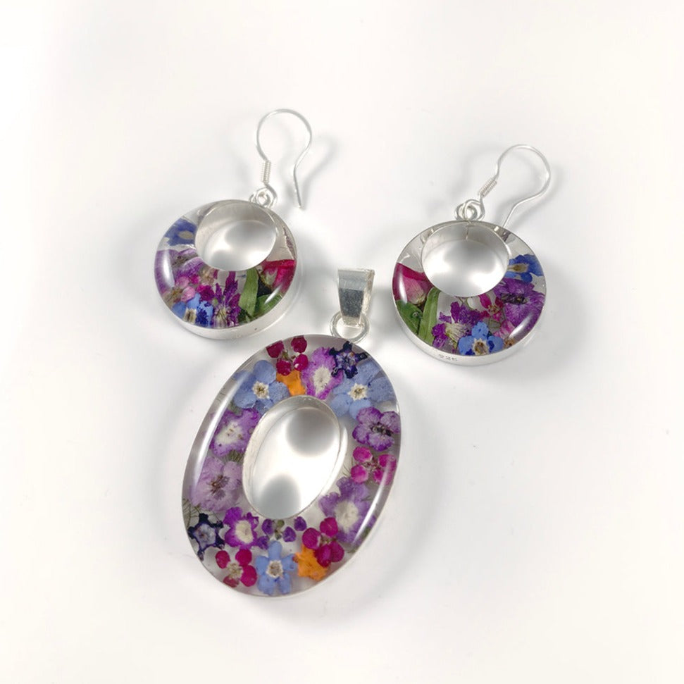 Natural Flowers Resin Pendant & Earring Set