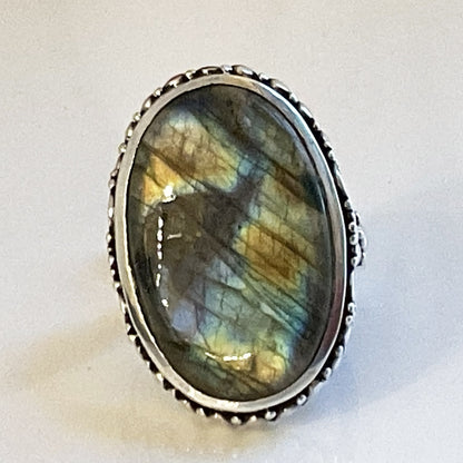 Elegant Labradorite & Sterling Silver Ring