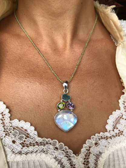 Pendant- Moonstone