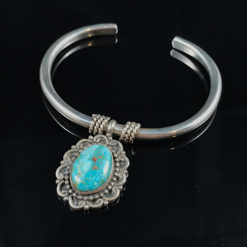 Turquoise Swinging Pendant Bracelet