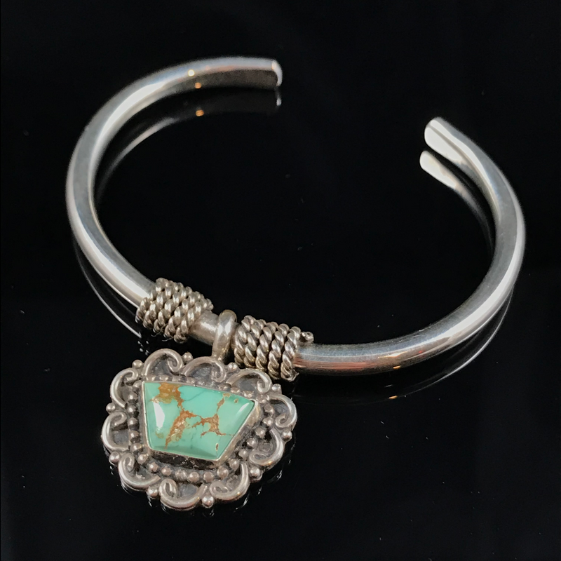 Turquoise Swinging Pendant Bracelet