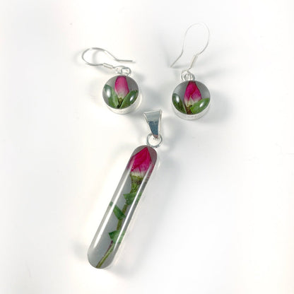 Natural Flowers Resin Pendant & Earring Set