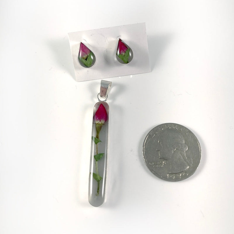 Natural Flowers Resin Pendant & Earring Set