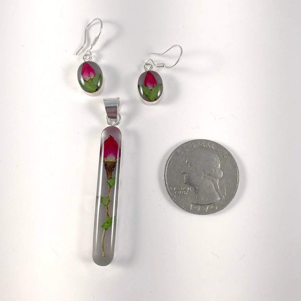 Natural Flowers Resin Pendant & Earring Set