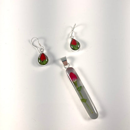 Natural Flowers Resin Pendant & Earring Set