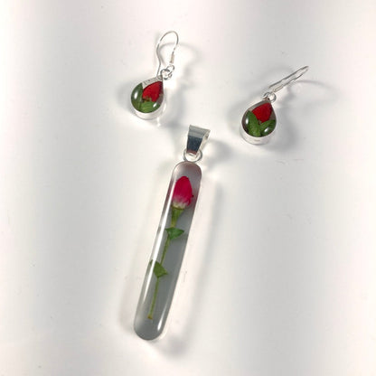 Natural Flowers Resin Pendant & Earring Set