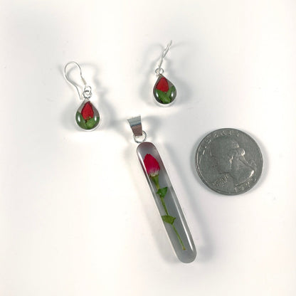 Natural Flowers Resin Pendant & Earring Set